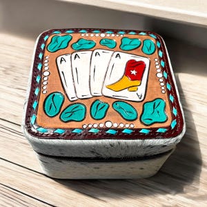 Boîte à bijoux en cuir de vachette repoussé Cards