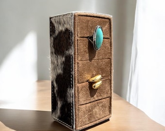 Brown Cowhide Ring Display - Classic Ring Holder