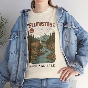 Vintage Yellowstone National Park TShirt | Retro US Parks Tee Shirt, Gorpcore Boho Forestcore Clothing, Trendy Granola Girl, Oversized Top