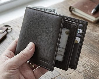 Genuine Leather Slim Bifold Wallet – Front Pocket RFID Blocking Card Holder