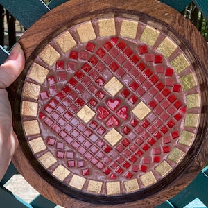 Vassoio versatile con piastrelle a mosaico, ideale come elemento decorativo o per uso pratico!
