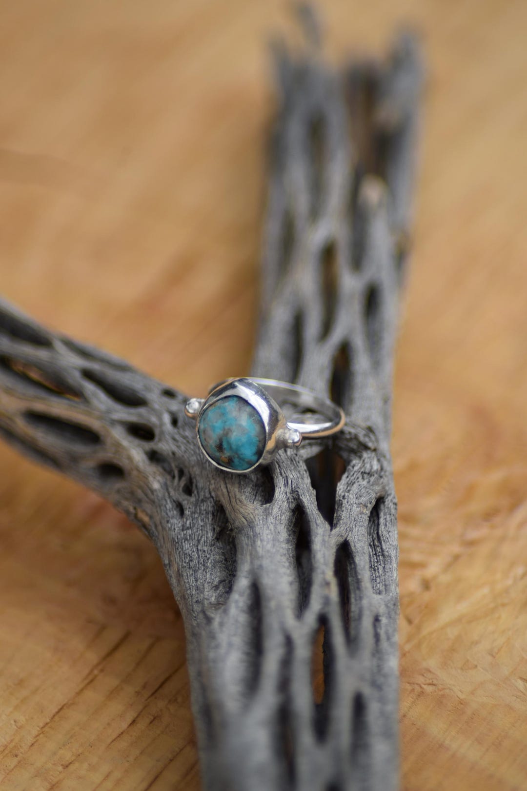 ブルーターコイズラウンドシェイプハンドメイドシルバーリングサイズ