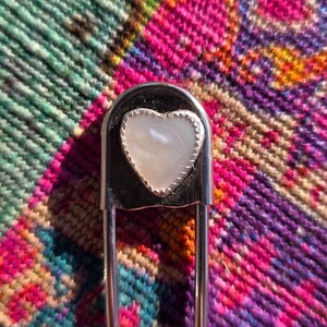 Medium heart white Mother of Pearl shell 3-1/4" safety pin key holder handmade cowgirl Valentine's day C