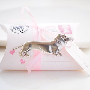 Sausage dog brooch ,dachshund jewellery , gift for dog lover