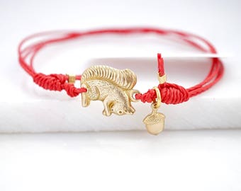 Squirrel and acorn friendship bracelet ,woodland bracelet,acorn lucky charm