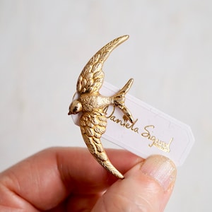 Swallow bird lapel pin image 1