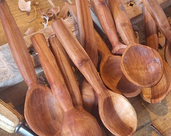 Handgeschnitzter Teelöffel aus Holz