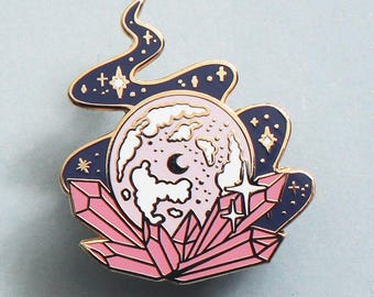 Kristallkugel Emaille Pin