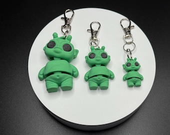 Articulated 3D Printed Green Alien Keychain, Flexi Fidget Toy Bag Charm