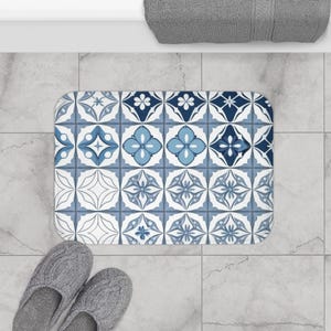 Vintage-Inspired Floral Bath Mat, Cozy Bathroom Decor, Blue and White Tile Design, Home Accessories, Housewarming Gift