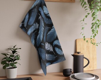 Elegant Blue Feather Tea Towel – Boho Kitchen Decor, Unique Hostess Gift, Modern Culinary Accessory