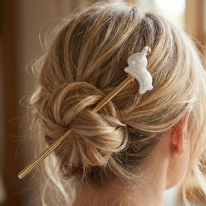 Rabbit Hair Stick | Japanese Kanzashi Bun Pin | Iridescent Aurora Bunny