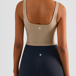 Square Neck Workout Crop Top: Soft, Breathable Activewear