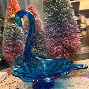 Pretty Vintage Kanawha Blue Bullseye Art Glass Swan Peacock Candy
