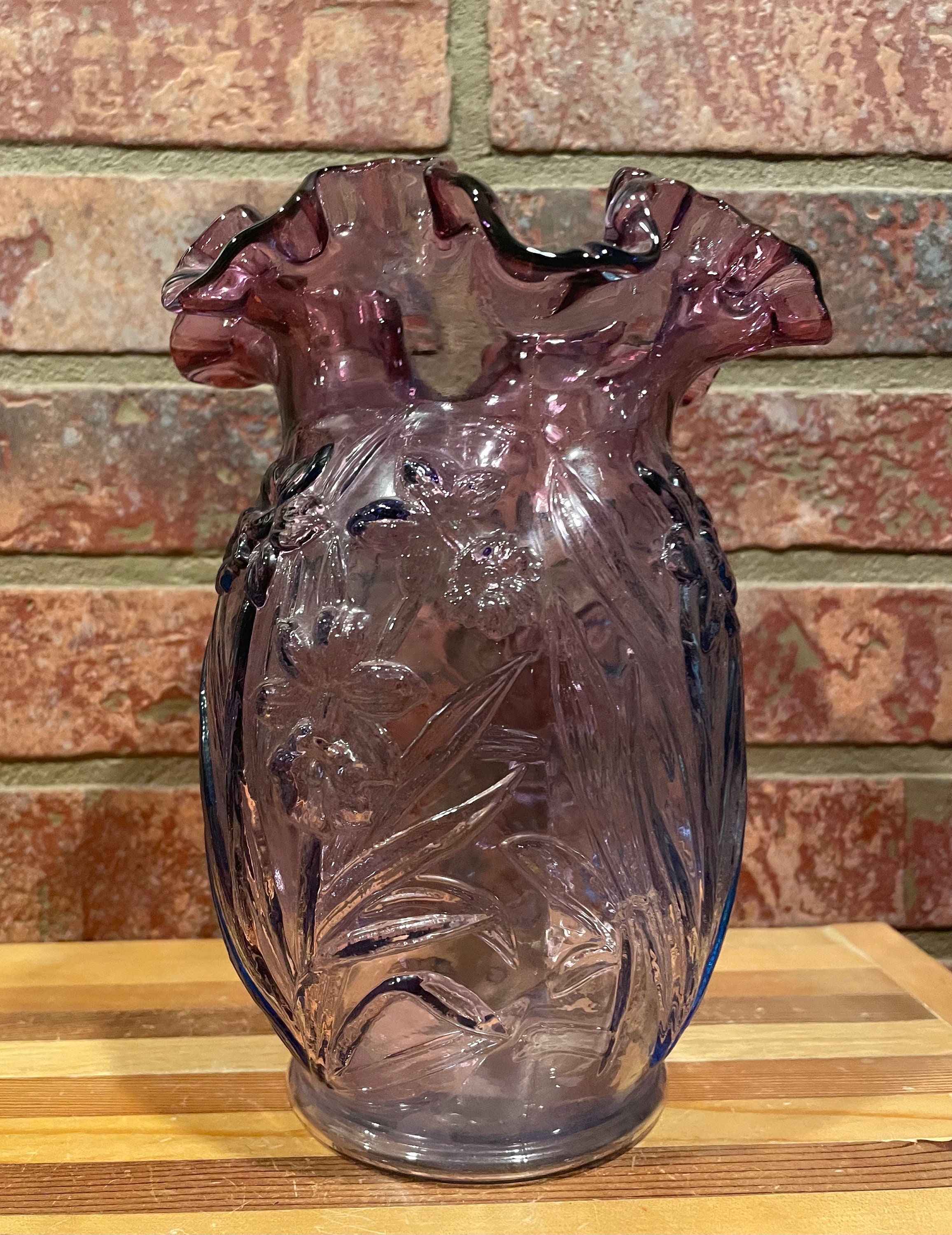 Vintage Fenton Pink And Purple Hombre Daffodil Vase - FREE SHIPPING