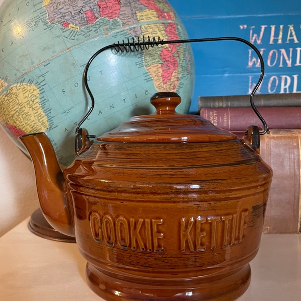 Vintage Cookie Kettle