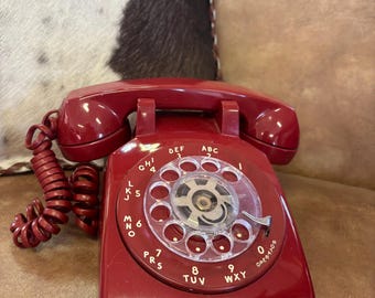 Vintage Red Rotary Dial Phone - FREE SHIPPING