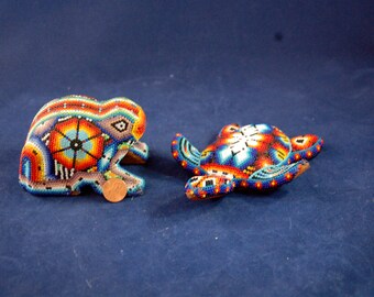 Lovely Bright 2 pc Handmade with Tiny Micro Beads Huichol Folk Art Beadwork on Sculpted Carved Wood Frog and Sea Turtle