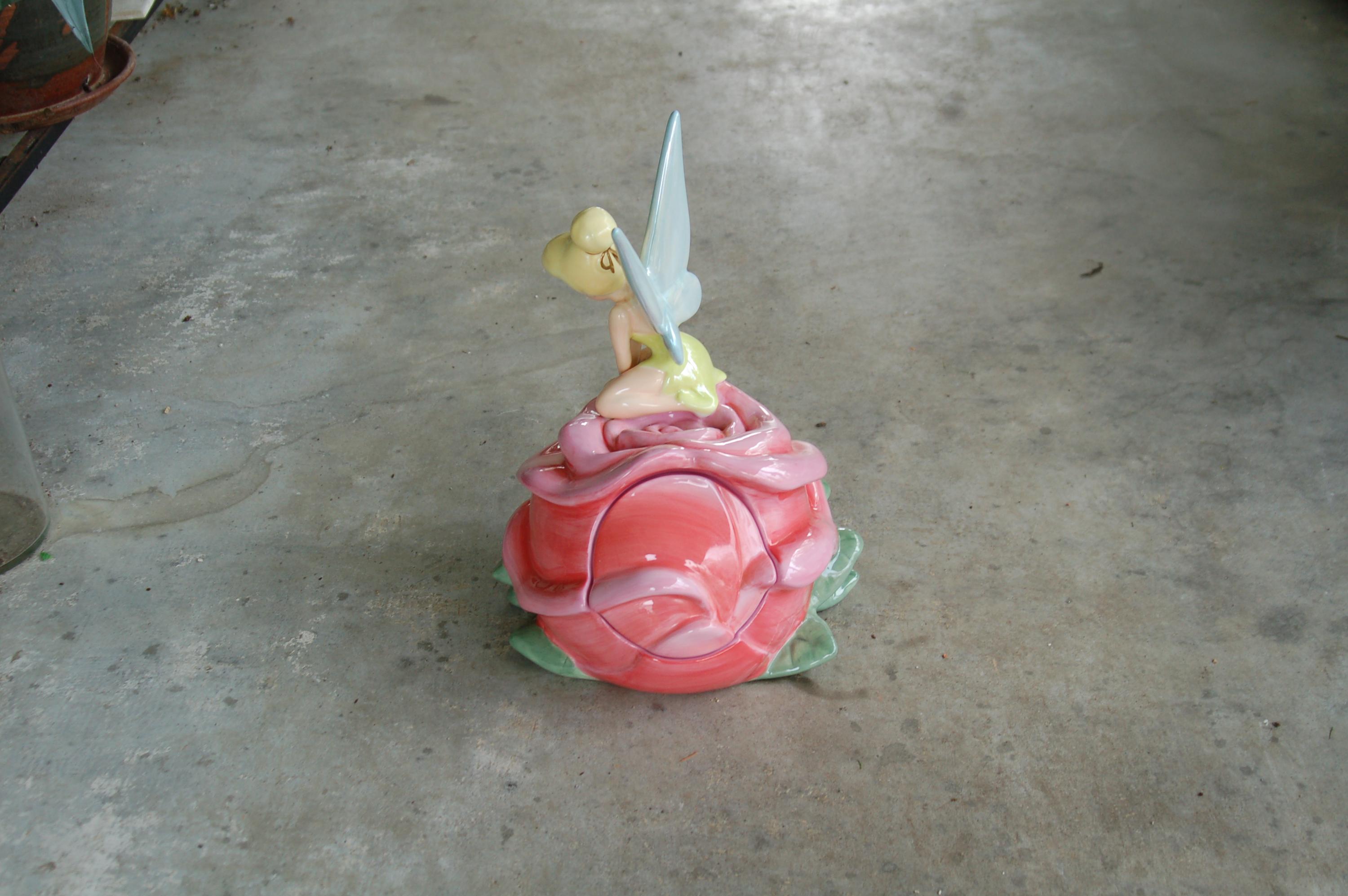 ティンカーベル ローズ クッキージャー HTF Disney Parks Tinkerbell on a Rose Ceramic Cookie Jar, RARE