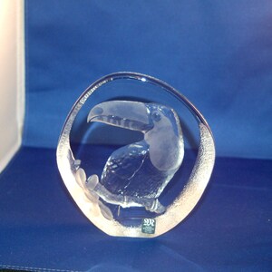 Vintage Scandinavian Mats Jonasson Toucan deeply carved image Art Glass Paperweight, Signed with Original Label ~ Number 2280