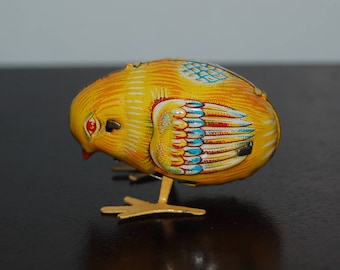 年代物(1960年代頃) ゼンマイ仕掛けのウォーキングロボットさん 香港製 1960年代 ゼンマイ仕掛けのおもちゃ 卵の中のひよこ /日本製 - Etsy 日本
