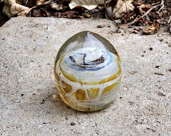 Garry Nash New Zealand Studio Art Glass Paperweight – Amber & White Layered Ribbon Design, Hand-Blown Freeform Tear Drop, Signed Glass Art