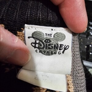 vintage des années 90 DISNEY Mickey Mouse impression taille XXL Style COOGI pull ~ Mickey Mouse des années 1990 bronzage, marron, crème Coogi 3D Style ras du cou image 16
