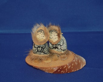 Anchorage Alaska Folk Art Souvenir Miniature Eskimo / Inuit Painted Rock Art w/ Fur & Painted Leather Faces "ROCK-I-MOES" by Ruth Marshall