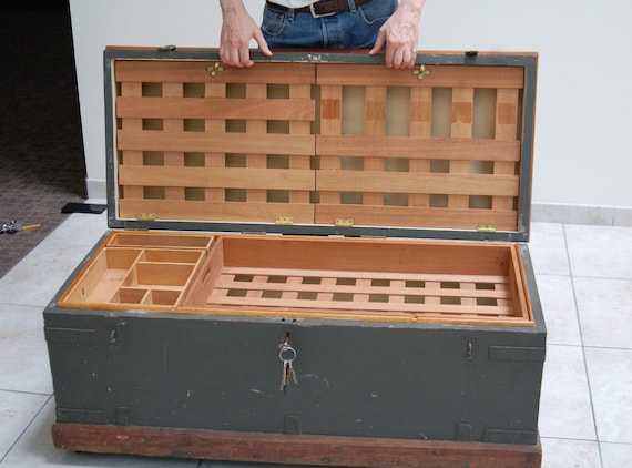 Antique Primitive Immigrant Chest Trunk W Lattice Work Dividers