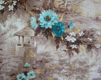 Tessuto in corteccia degli anni '40, nuovo di zecca, color tortora e moka, con scene di querce, pozzi dei desideri, recinzioni a staccionata e fiori color acquamarina e verde acqua con dettagli dorati.