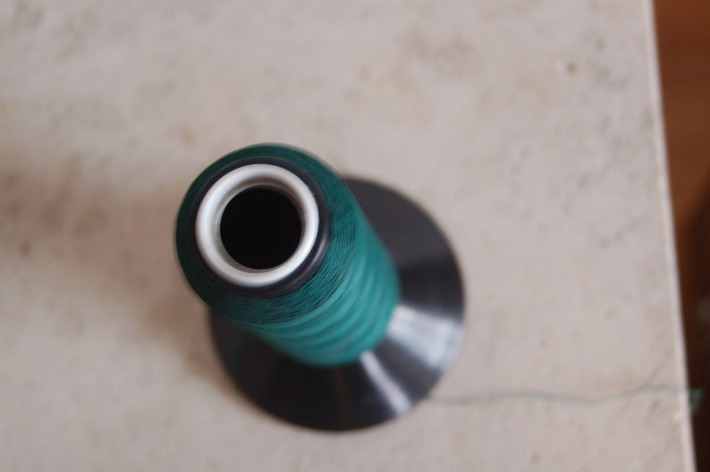 Two 12 Full ~ Vaughan Bros Shamrock Sunguard Anti-Wick ~ 1 Full Open 8 oz Spools ~ UVR Bonded Polyester 16 ~ B92 Two 78 Full Inc