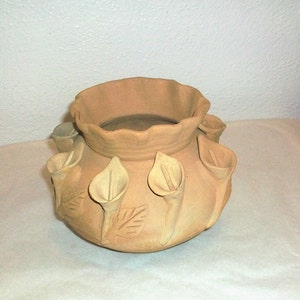 Earthenware Lily Bowl by Mexican Folk Artists Teodora Blanco 1928 1980 and son Luis Blanco image 1