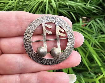 Leonore Doskow Hand Hammered Sterling Silver Double Semiquavers Musical Notes Brooch / Pin ~ Signed