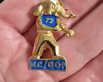 1972 Fighting NC GOP Elephant Label / Hat Pin ~ 1972 Standing Fighting North Carolina Republican GOP Elephant ~ Nixon Southern Strategy