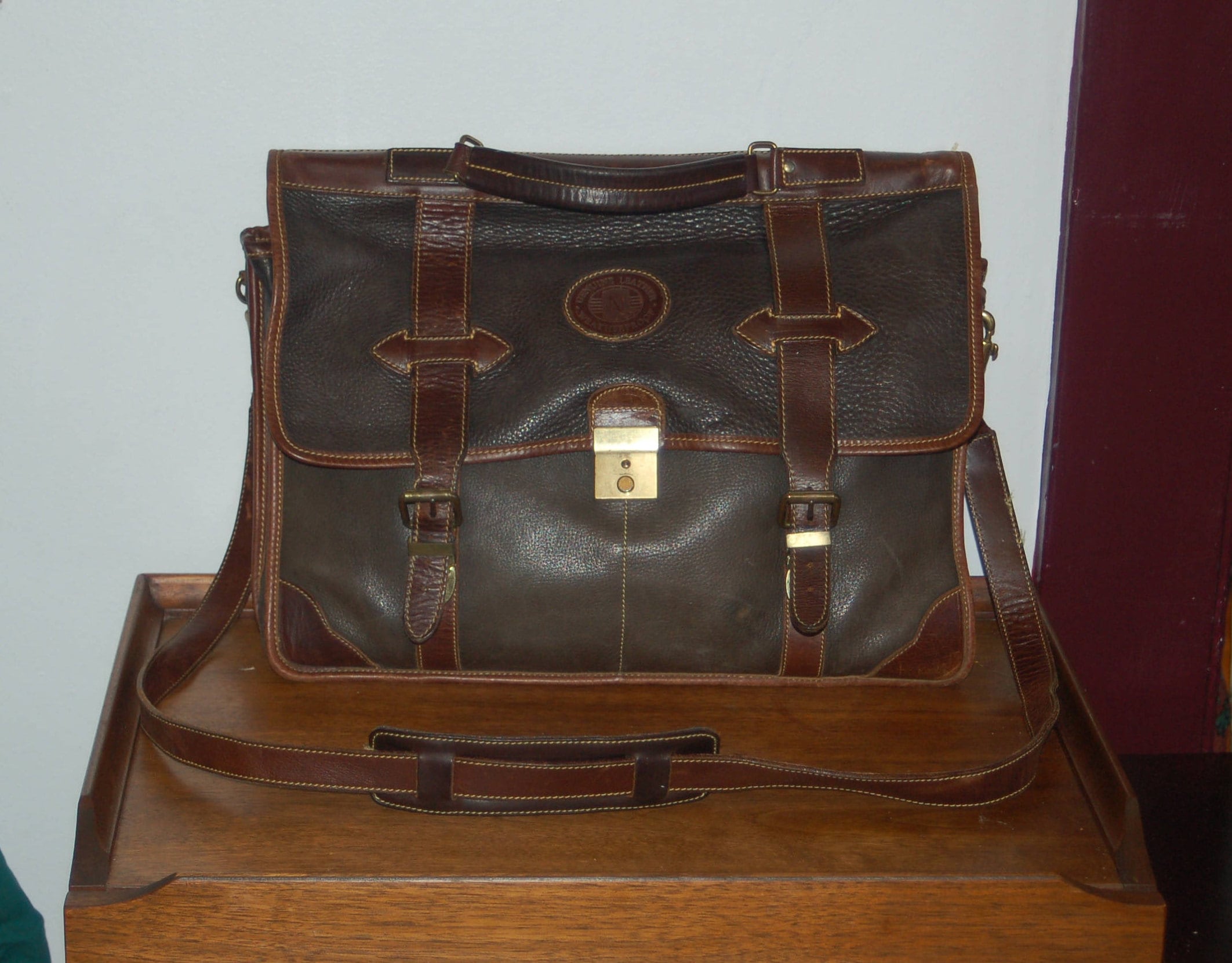 Roots sales leather briefcase