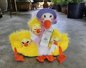 Annalee 2004 Bunch Of Duckies #150404 Duck & Chicks Spring, Easter Decor NEW With Tag