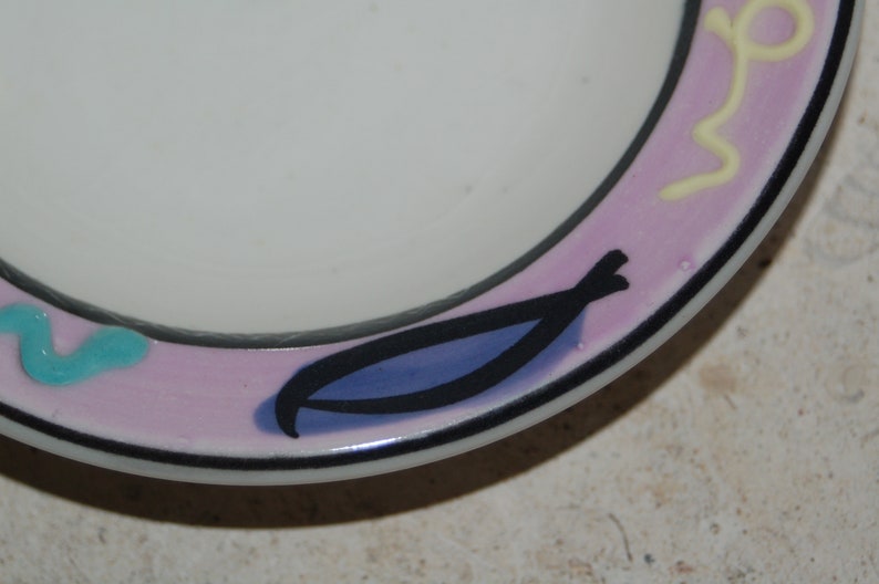 Debra Klausner Postmodern Art Pottery 6 5/8 Pink Geometric Textured Frame Small Salad / Dessert Bowl Klausner Colorful Porcelain Bowl image 5