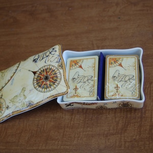 Caja de naipes Wedgwood ATLAS de doble cubierta con tapa y naipes Atlas a juego sellados ~ Hecho en Inglaterra ~ Descontinuado Excelente
