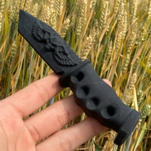5.7&#39;&#39;+ Natural Obsidian quartz,quartz crystal,hand carved,crystal knife,Dagger,Wings skull specimen,Luxury Decoration Crystal Gifts 1pc