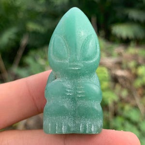 1.9&quot;+ Natural Aventurine Quartz Alien Skull,Quartz,Crystal Quartz,Alien,Skull,Alien Skull,Crystal Alien Skull,Home Decoration,Gifts 1PC