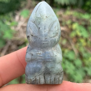 1.9&quot;+ Natural Labradorite Quartz Alien Skull,Quartz,Crystal Quartz,Alien,Skull,Alien Skull,Crystal Alien Skull,Home Decoration,Gifts 1PC