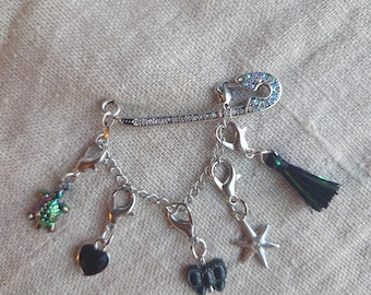 Rhinestone Safety Pin with Removable Stitch Markers, Beaded Brooch, 2 in 1 Knitting Accessory