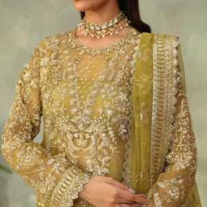 Lehenga Choli Formal Dress| Hand Embroidered Organza | Dupatta & Russian Grip Inner