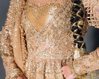 Regal Gold Hand-Embroidered Bridal Lehenga – Intricate Zardozi, Sequins, Resham Work