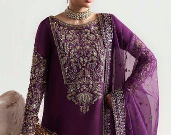 Met zijde geborduurde Salwar Kameez | Bruidsjurken en etnische kleding met wereldwijde gratis