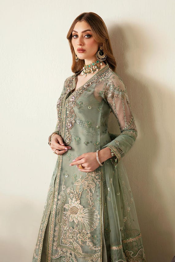 elegant eid dresses Eid Clothes for Ladies: Guide to Elegant and Modern Eid Dresses Online   MishUUU
