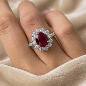 14K Gold Red Oval Cut Ruby With Moissanite Halo Engagement Ring, , Vintage Style Wedding Ring, Anniversary Gift for Her, Fine Gold Jewelry