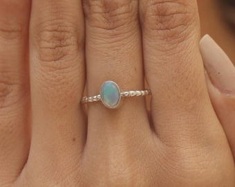 Fire Opal Silver Ring, 925 sterling Silver ring, Natural Ethiopian Welo Fire Opal Ring Oval Cut Opal Bezel ring, Handmade Silver ring