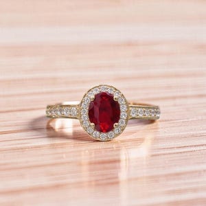 14K Yellow Gold Oval Ruby Halo Ring, Red Ruby Moissanite Diamond Halo Engagement Ring, Vintage Style Promise Minimalist Ring for Women