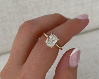 1.5 CT Elongated Crushed Ice Rectangle Cut Solitaire Moissanite Wedding Ring 14k Solid Yellow Gold Ring Gorgeous 4 Claws Cathedral Band